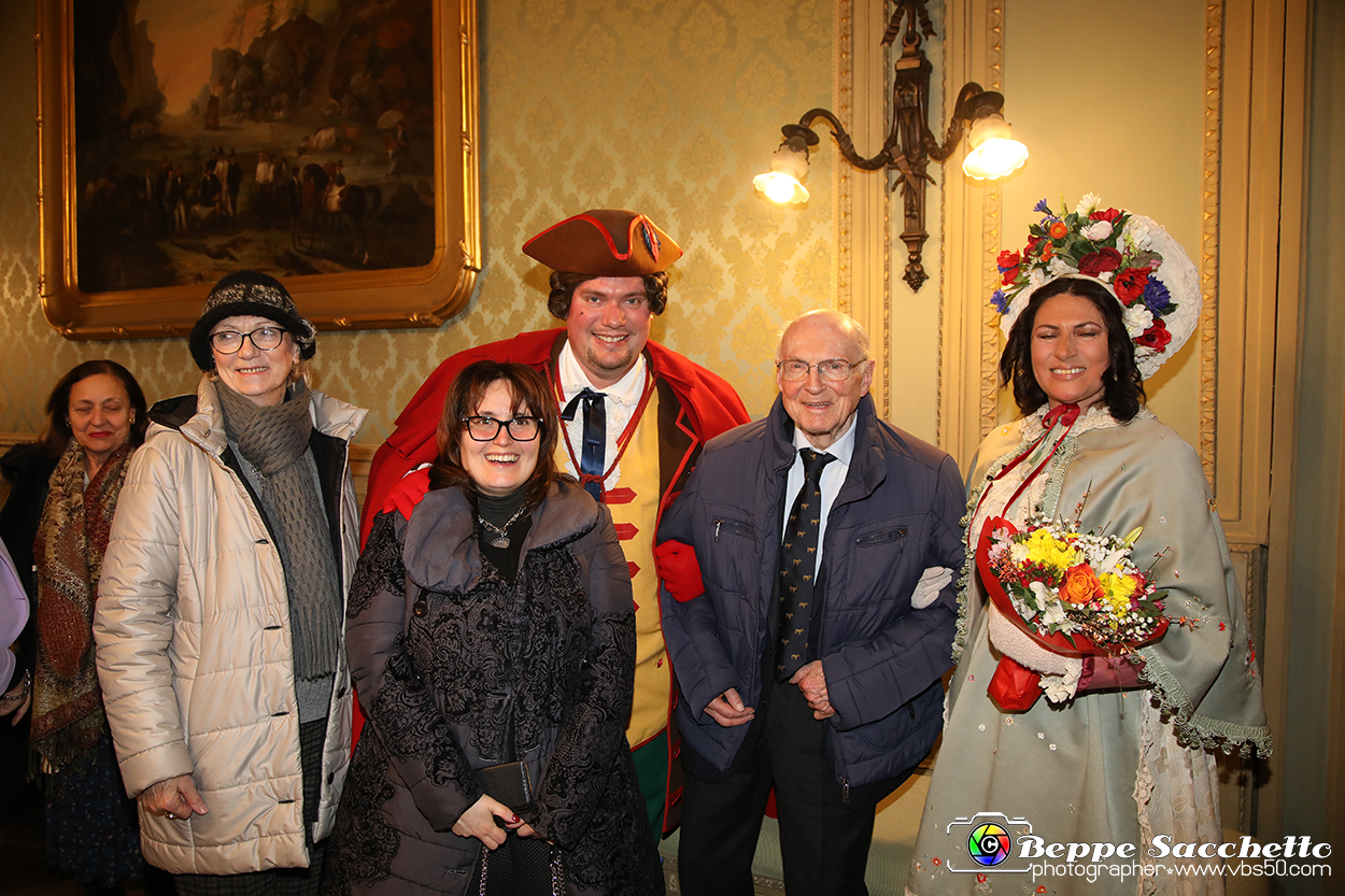 VBS_3668 - Investitura Ufficiale Gianduja e Giacometta Famija Turineisa - Carnevale di Torino 2024.jpg